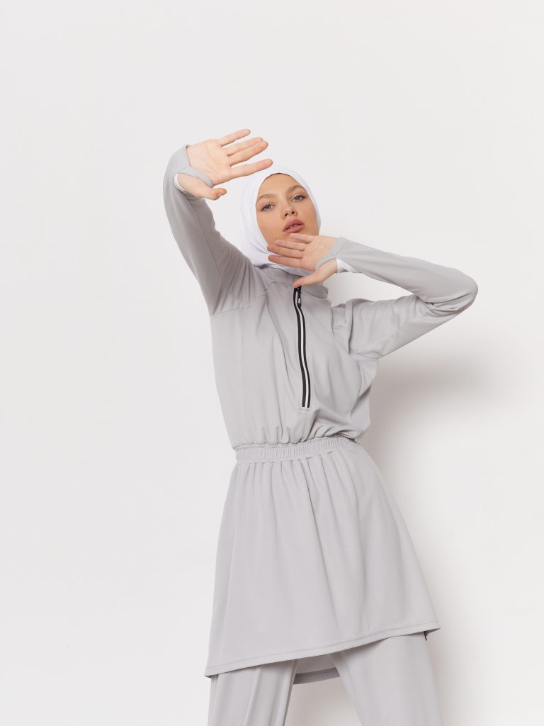 Спортивный костюм "Pantera", серый