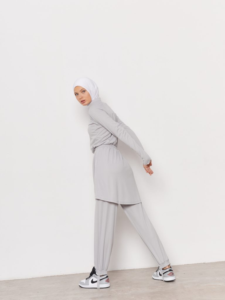 Спортивный костюм "Pantera", серый