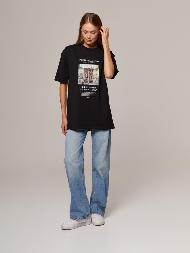 YARATU Футболка "Сапожки", черный