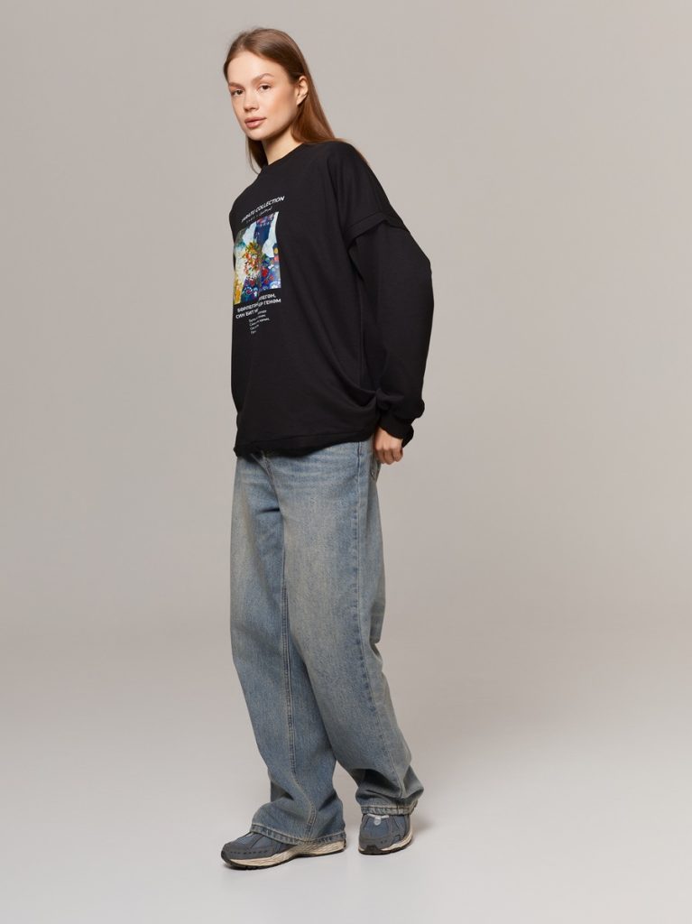 YARATU Свитшот "Берлегэн", черный