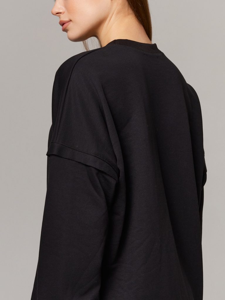 YARATU Свитшот "Эни", черный